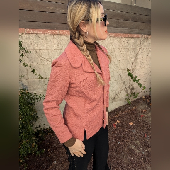 60s VTG Pink Textured Blazer - Picture 6 of 12
